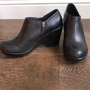 Dansko high heeled bootie size 41